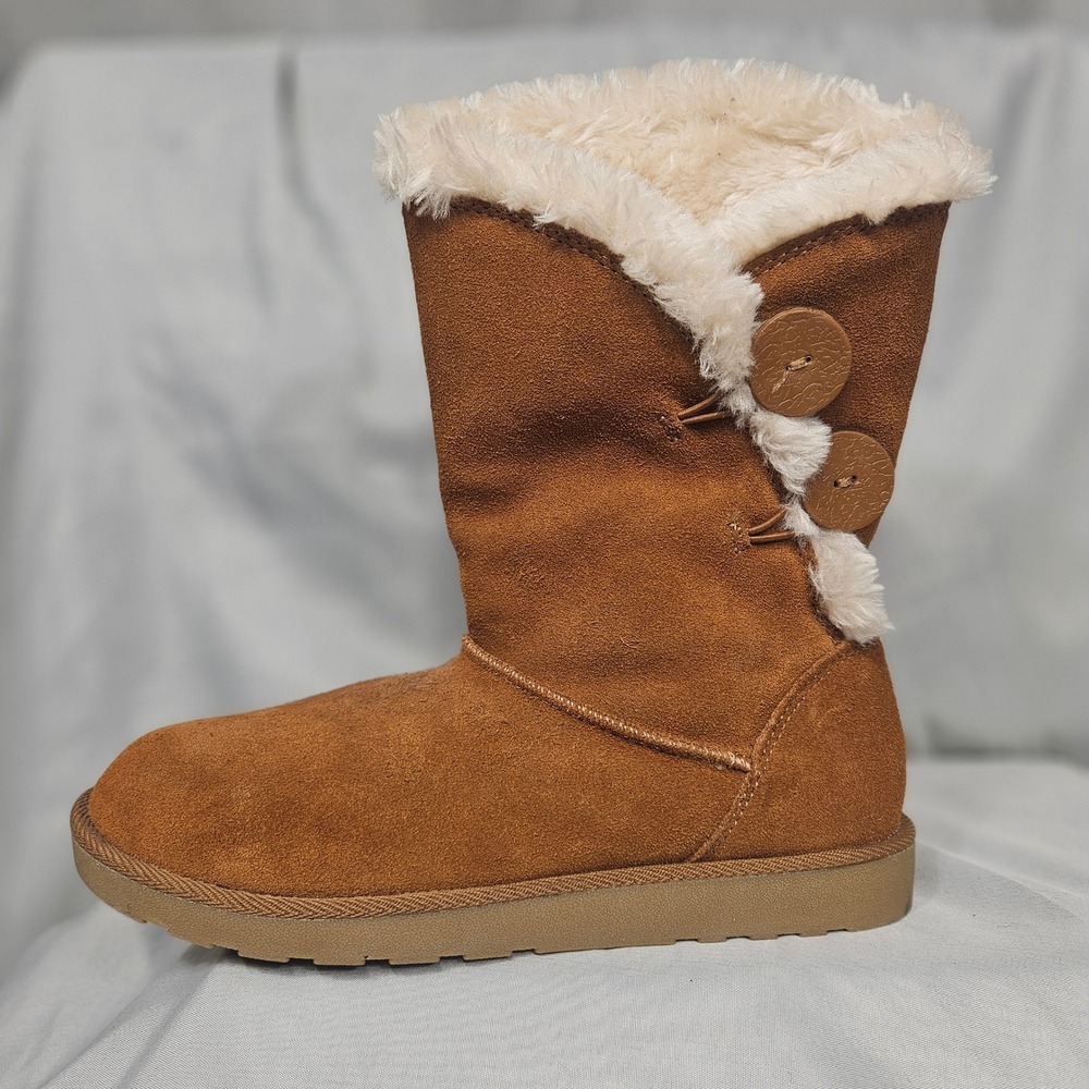 Kohls Womens Chestnut Brown Suede Faux Fur Button Mid Calf Winter Boots 7.5 M